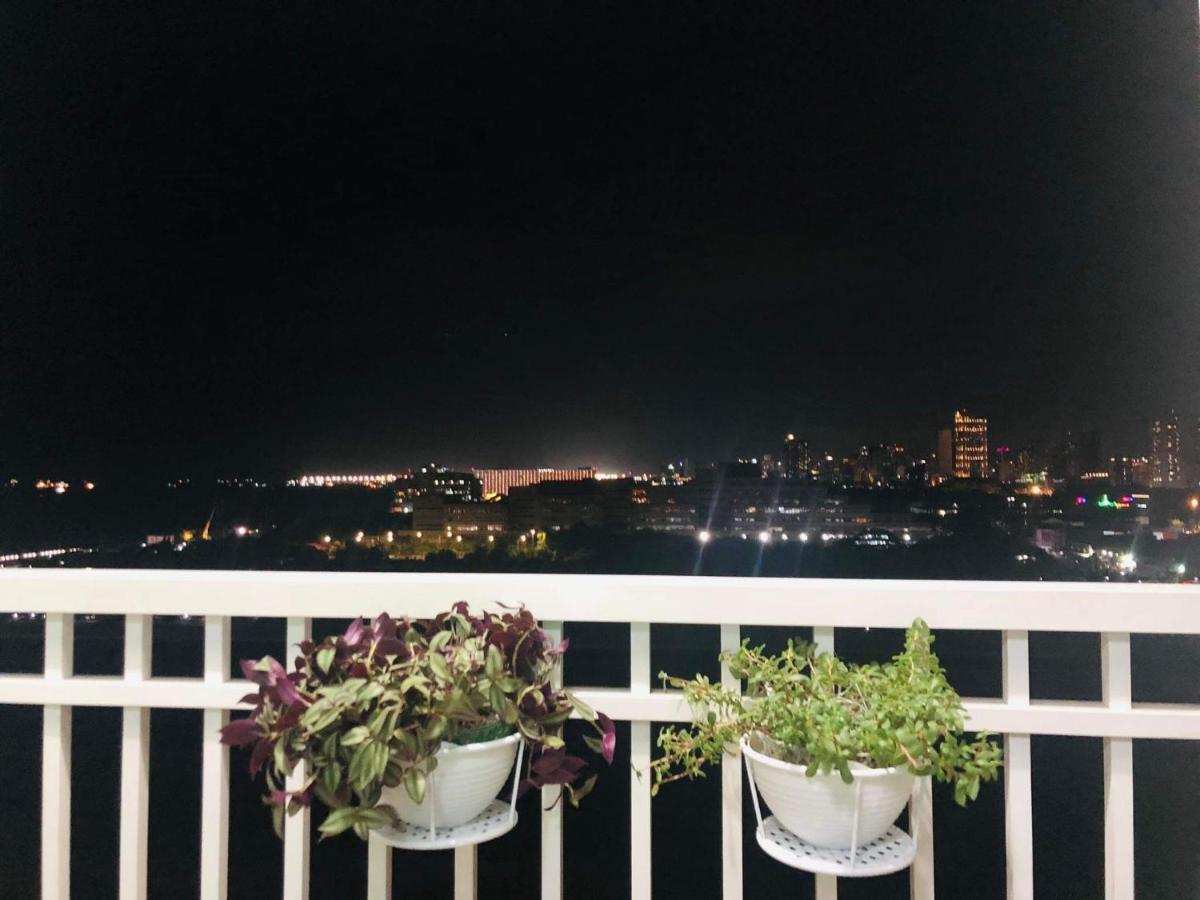 Ebony'S Place At Shore Residences 마닐라 외부 사진